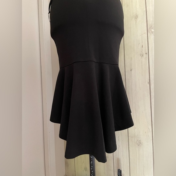 Emerald Sundae Black Dress - Picture 4 of 8